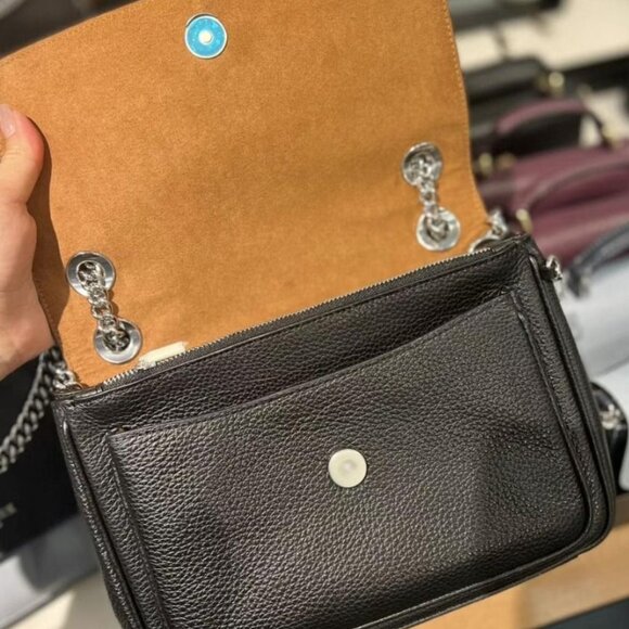 Pre-Owned COACH Klare Crossbody 25 w/Silver Chain in Black - Picture 8 of 15